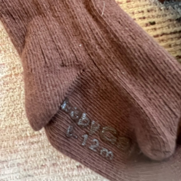 GAP Brown Ribbed Baby socks - Picture 3 of 3